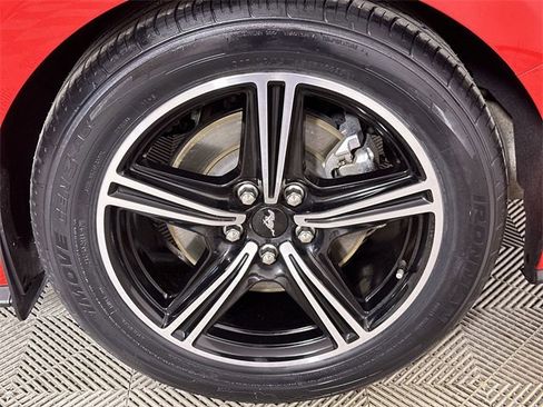 Used 2024 Ford Mustang Premium image 34