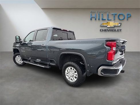 Used 2020 Chevrolet Silverado 2500 LTZ w/ LTZ Convenience Package image 11