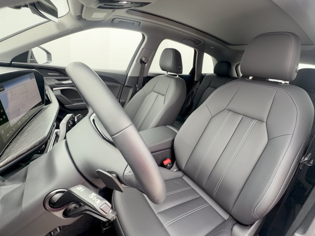 Certified 2025 Audi Q5 Premium Plus AWD/4WD image 5