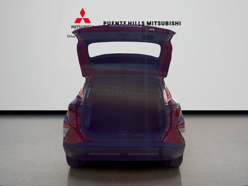 Used 2024 Hyundai Kona SEL AWD/4WD image 9