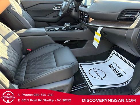 New 2026 Nissan Rogue Platinum w/ Tech Package AWD/4WD image 40