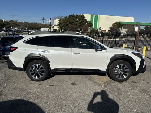 Certified 2025 Subaru Outback Touring XT image 2
