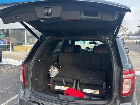 Used 2014 Ford Explorer XLT w/ Equipment Group 202A image 8