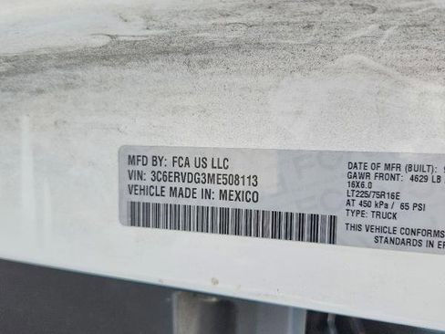Used 2021 RAM ProMaster 2500 w/ Convenience Group FWD image 17
