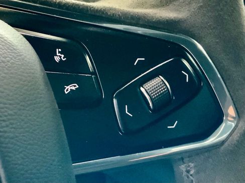 Used 2023 Chevrolet Corvette Stingray Coupe w/ Z51 Performance Package image 29