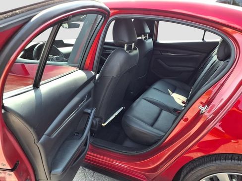 Used 2023 MAZDA MAZDA3 s FWD image 29