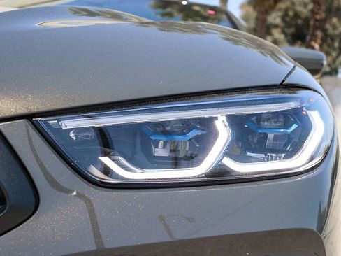 Used 2026 BMW 840i xDrive AWD/4WD image 9