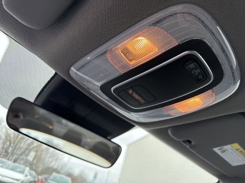 Certified 2025 Hyundai Elantra Sport image 27