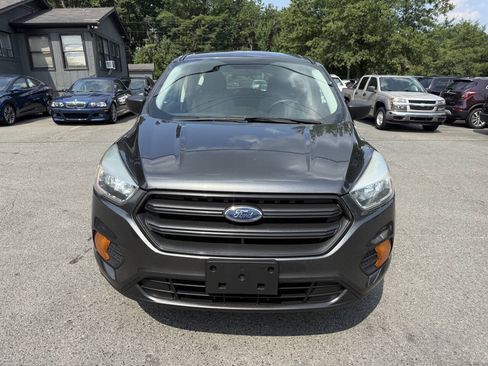 Used 2017 Ford Escape S FWD image 3