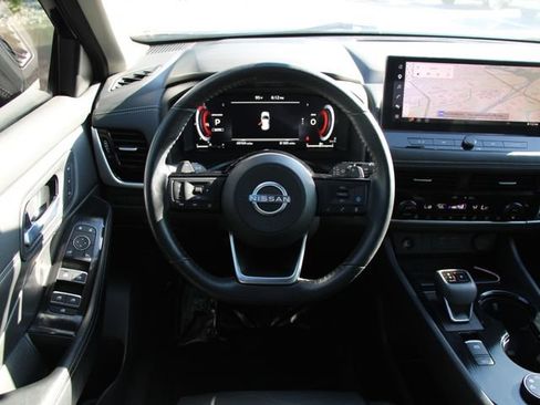 Certified 2024 Nissan Rogue SL w/ SL Premium Package AWD/4WD image 15