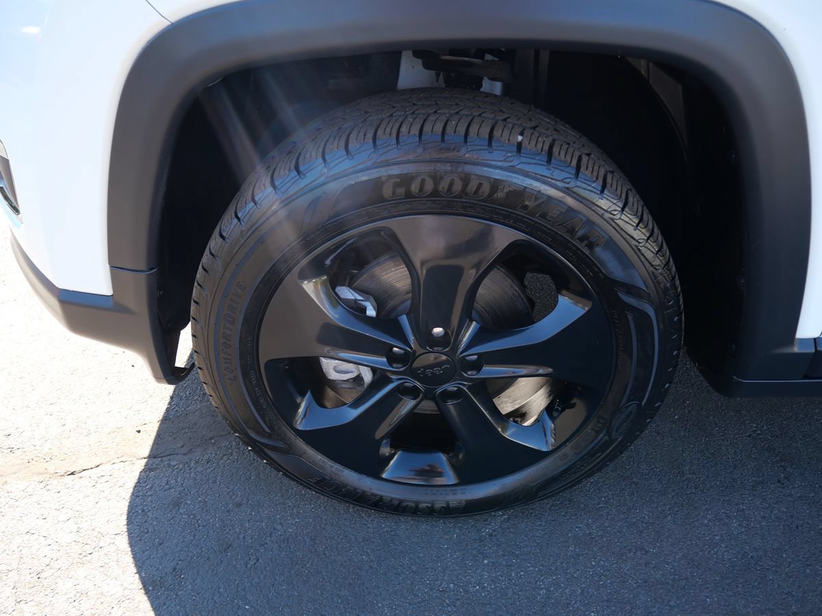 Used 2021 Jeep Compass Latitude w/ Sun and Sound Group AWD/4WD image 34