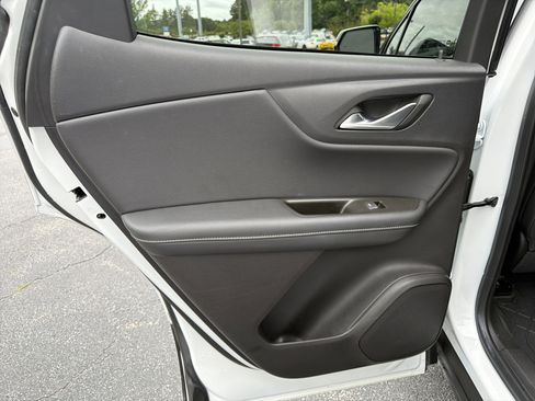 Used 2024 Chevrolet Blazer LT w/ Sound & Technology Package FWD image 22
