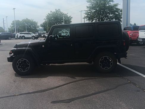 Used 2015 Jeep Wrangler Unlimited Rubicon AWD/4WD image 9