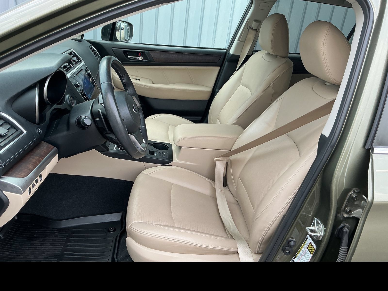 Used 2019 Subaru Outback 2.5i Limited w/ Protection Package #1 AWD/4WD image 10
