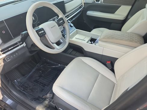 Used 2024 Hyundai Santa Fe Limited AWD/4WD image 16