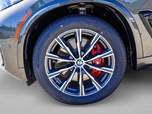 New 2026 BMW X5 xDrive40i AWD/4WD image 9