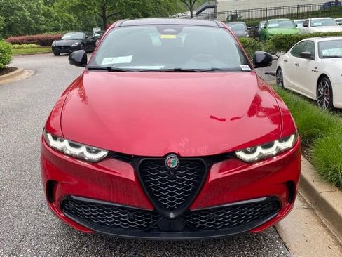 New 2024 Alfa Romeo Tonale Veloce w/ Active Assist Package image 3