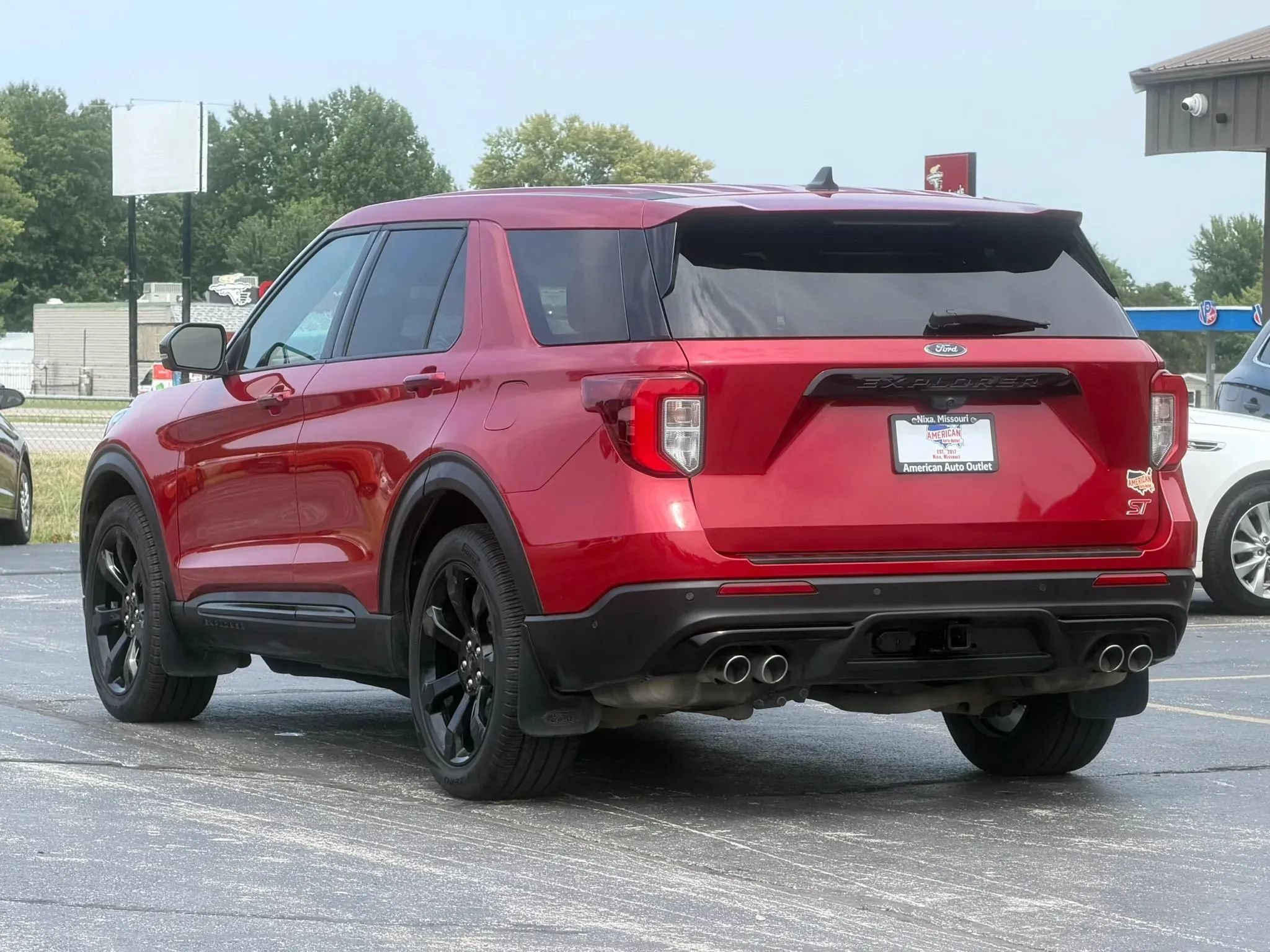 Used 2021 Ford Explorer ST w/ ST Street Pack AWD/4WD image 11