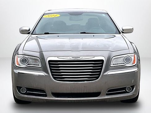 Used 2014 Chrysler 300 AWD w/ Driver Convenience Group image 2