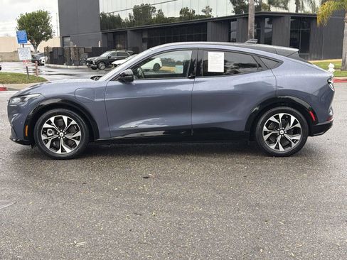 Used 2021 Ford Mustang Mach-E Premium image 7