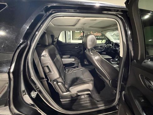 Used 2021 Chevrolet Traverse Premier w/ Redline Edition image 31