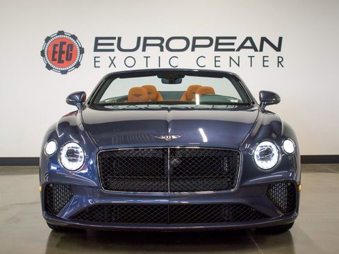 Used 2024 Bentley Continental GT V8 AWD/4WD image 13