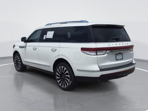 Used 2022 Lincoln Navigator Black Label AWD/4WD image 5