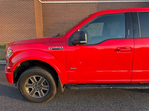 Used 2015 Ford F150 XLT w/ Equipment Group 301A Mid image 4