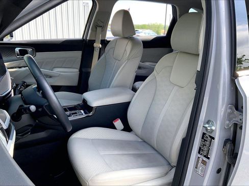 Used 2024 Kia Sorento SX image 22