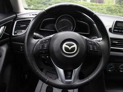 Used 2014 MAZDA MAZDA3 i Touring w/ Moonroof Package 1 FWD image 18