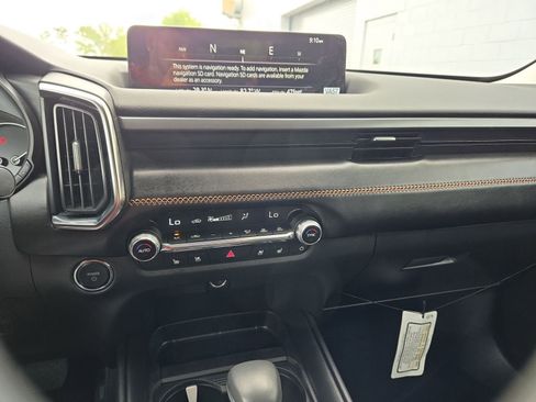 Used 2025 MAZDA CX-50 2.5 Hybrid w/ Weather Package AWD/4WD image 19