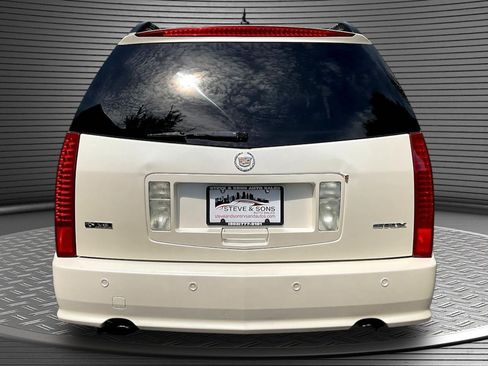 Used 2005 Cadillac SRX V8 w/ Preferred Equipment Group AWD/4WD image 5