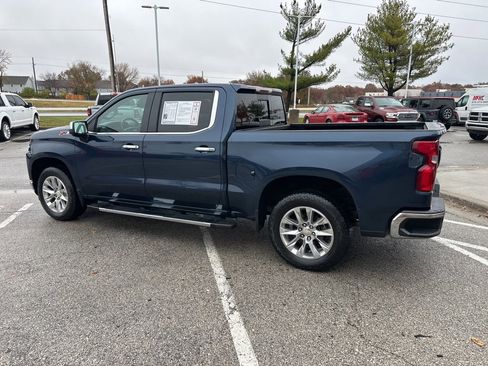 Used 2019 Chevrolet Silverado 1500 LTZ image 23