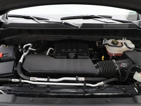 Used 2024 Chevrolet Silverado 1500 LT image 30