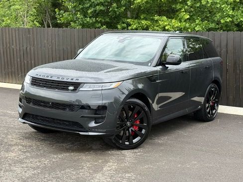 Certified 2025 Land Rover Range Rover Sport Dynamic SE AWD/4WD image 1