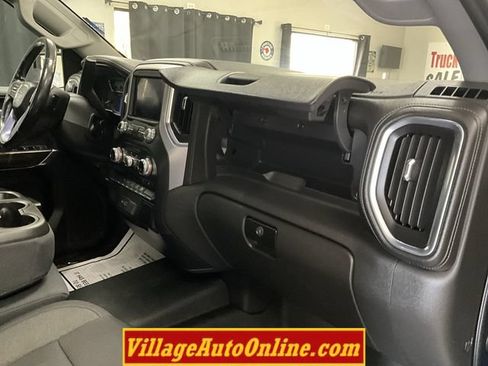 Used 2019 GMC Sierra 1500 SLE w/ SLE Value Package AWD/4WD image 38