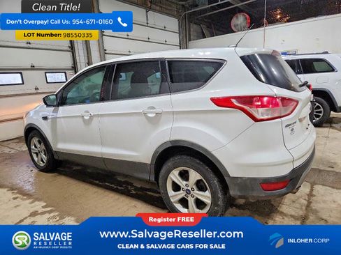 Used 2015 Ford Escape SE image 3