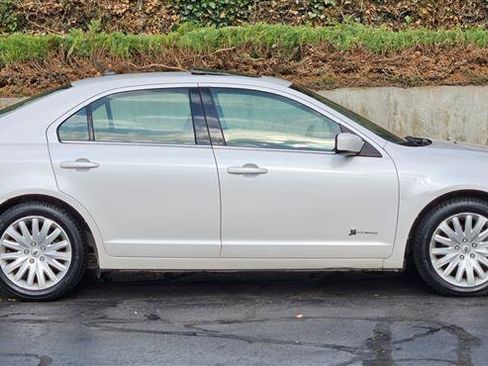 Used 2010 Ford Fusion Hybrid image 14
