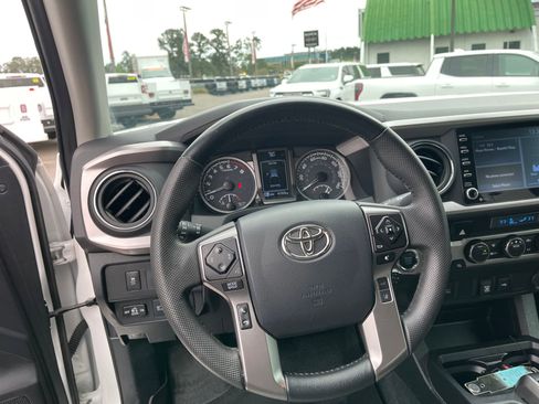 Used 2023 Toyota Tacoma SR5 w/ Technology Package image 16