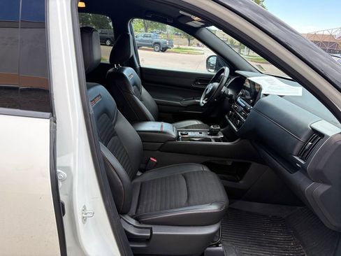 Used 2024 Nissan Pathfinder Rock Creek AWD/4WD image 29