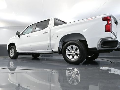 Used 2023 Chevrolet Silverado 1500 LT image 54