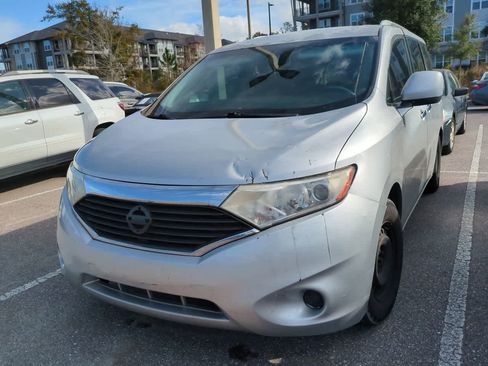 Used 2012 Nissan Quest S image 2