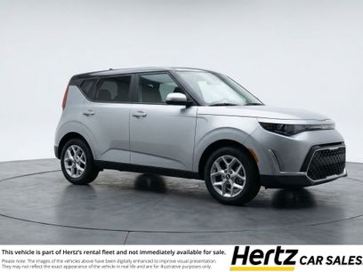 Used 2025 Kia Soul LX w/ LX Technology Package