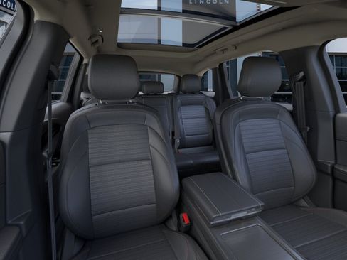 New 2026 Lincoln Nautilus Reserve w/ Jet Appearance Package AWD/4WD image 10