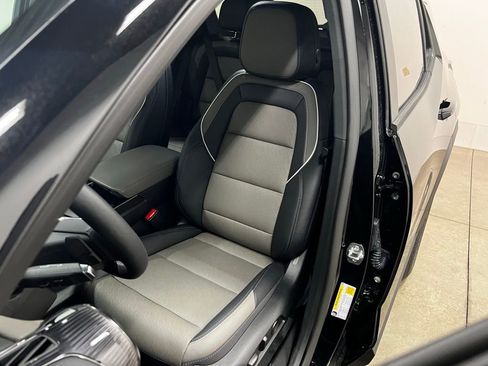 New 2026 Chevrolet Equinox LT FWD image 29