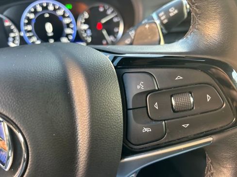 Used 2024 Buick Enclave Premium image 13