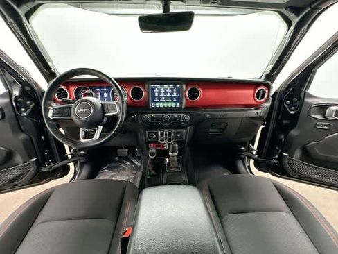Used 2022 Jeep Wrangler Unlimited Rubicon AWD/4WD image 21