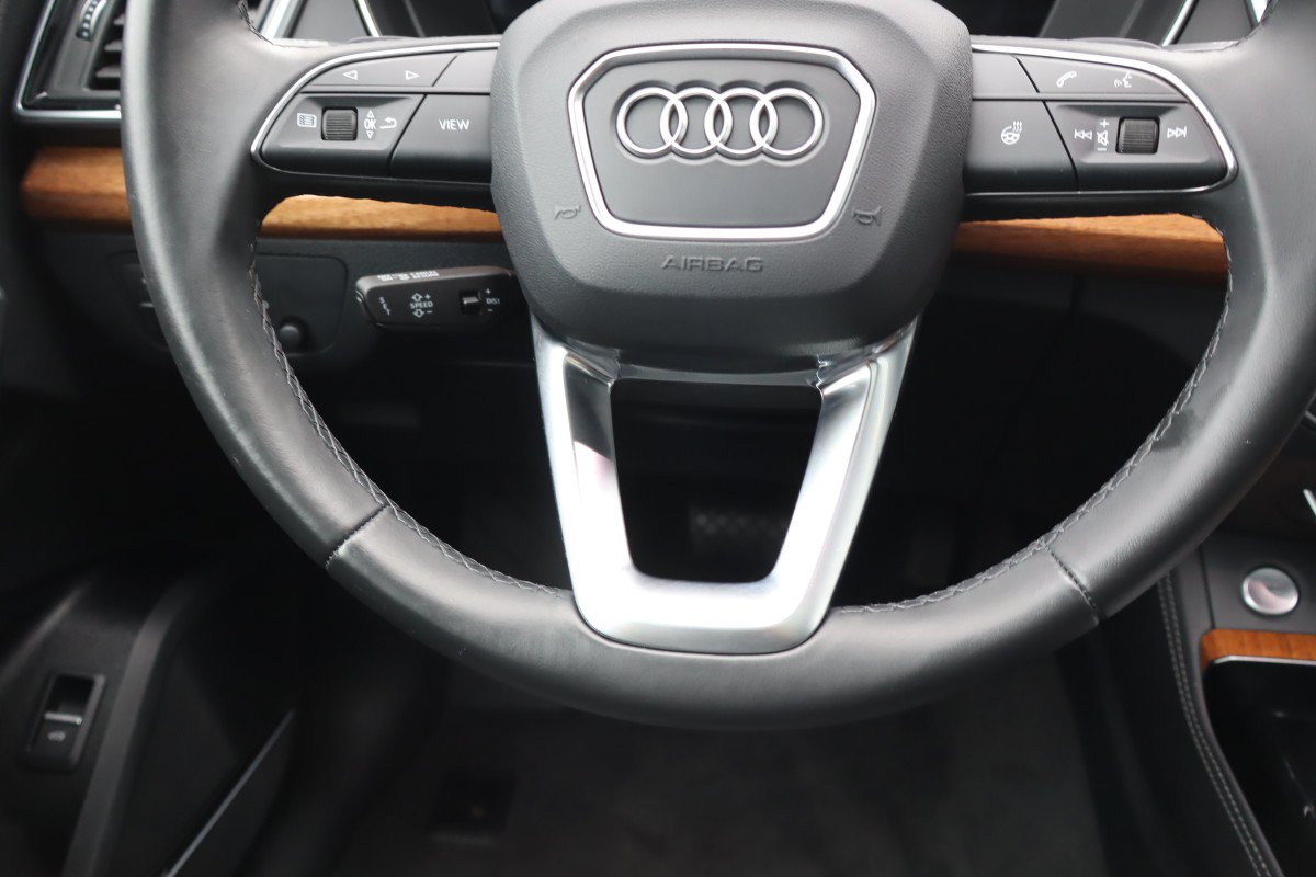 Used 2023 Audi Q5 2.0T Premium Plus w/ Premium Plus Package AWD/4WD image 17
