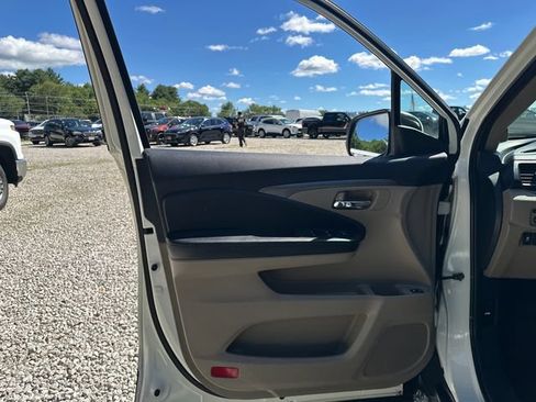 Used 2016 Honda Pilot EX-L image 27