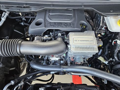 New 2026 RAM 1500 Laramie w/ Night Edition image 28